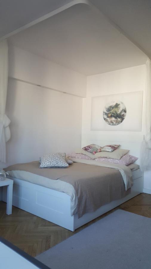 Apartament Chmielna Varşovia Exterior foto